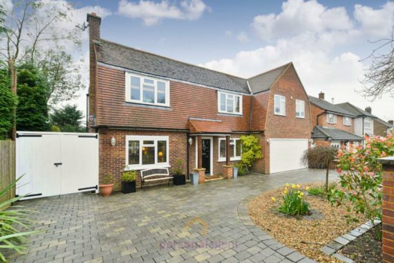 6 Bedroom Detached